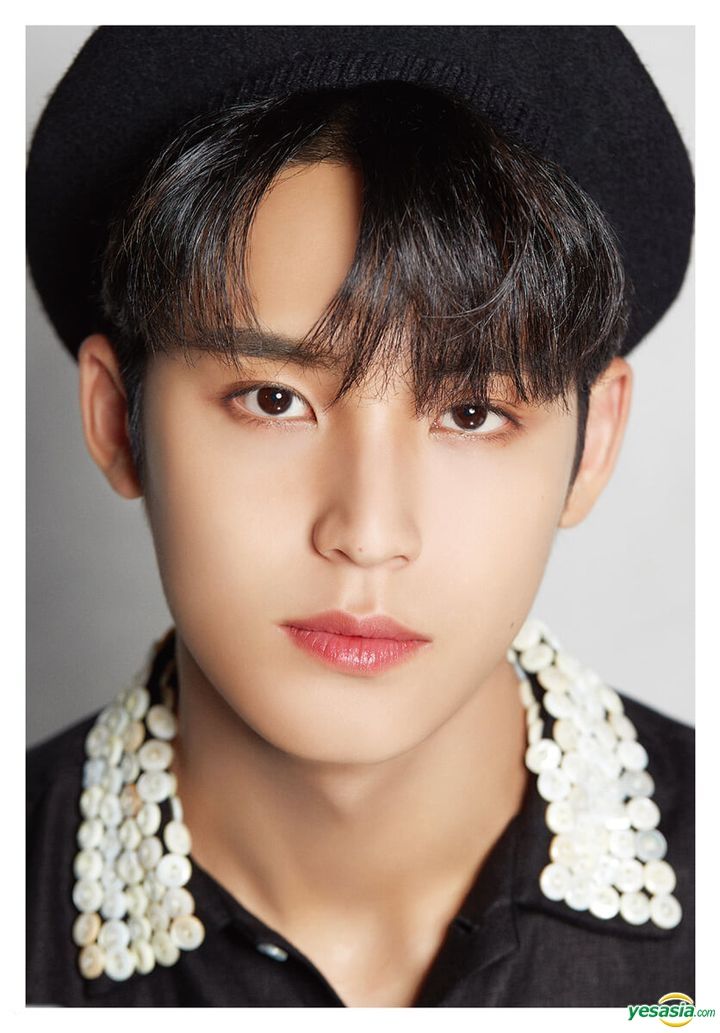 YESASIA: Dispatch 10th Anniversary DICON D’FESTA SEVENTEEN : 09 MINGYU ...