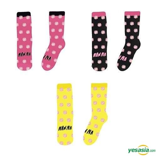 YESASIA: Mew Suppasit - Nan Na Long Socks Set - ミュー - ライフ