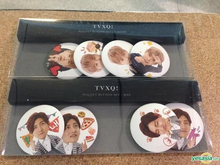 YESASIA SMTOWN Popup Store Dong Bang Shin Ki Button Set (4pcs) (Max) Celebrity Gifts