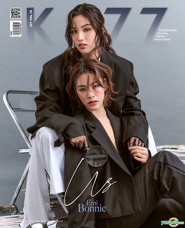 YESASIA: KAZZ Magazine : ISSUE 207 (Cover B : Emi & Bonnie) PHOTO