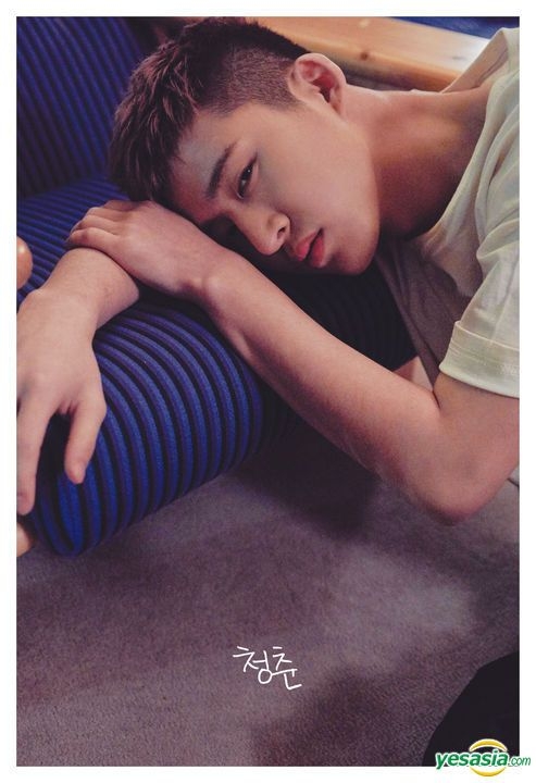 Yesasia Ikon Youth Volume 1 B I Photobook Poster Photo Board Book Card グループ 男性アーティスト Celebrity Gifts 写真集 ギフト 写真集 ポスター ｉｋｏｎ 韓国のグッズ 無料配送 北米サイト