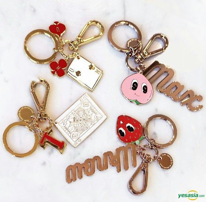 YESASIA TVXQ Peach Max Artwork Key Ring GROUPS,MALE STARS,PHOTO/POSTER