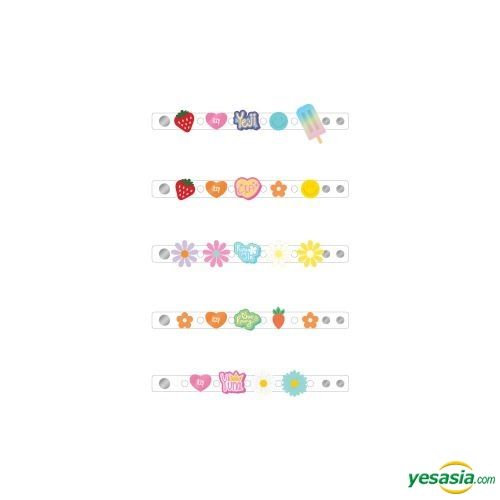 YESASIA: Image Gallery - ITZY Light Ring 2nd Official Pop-up