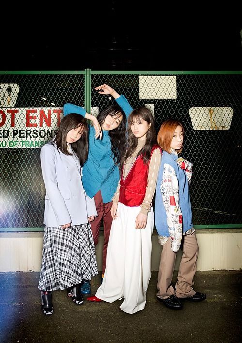 YESASIA: Orange / pray (Japan Version) Music - Akai Koen, Epic