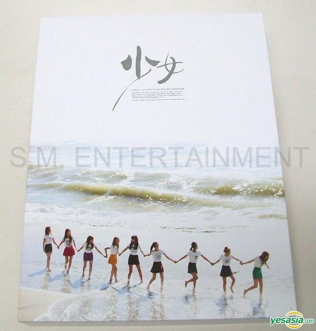 YESASIA : Girls' Generation - First Photobook In Tokyo (Photobook+