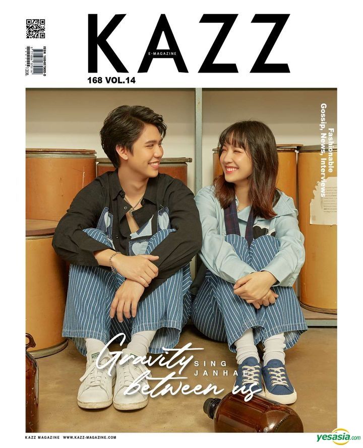 YESASIA: KAZZ Vol. 168 - Sing & Janhae (Cover A) PHOTO ALBUM