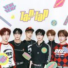 Tap Tap (Japanese Ver.) [Type B] (SINGLE + PHOTOBOOK B] (First Press Limited Edition) (Japan Version)