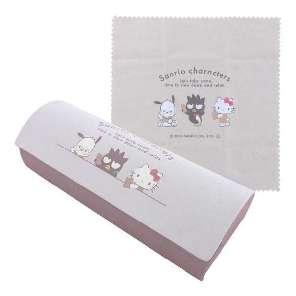 YESASIA Sanrio Characters Glasses Case with Cleaning Cloth (Reading