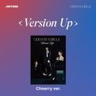 Odd Eye Circle Mini Album - Version Up (Choerry Version) + Unreleased Selfie Photo Card (Rabbit Version)