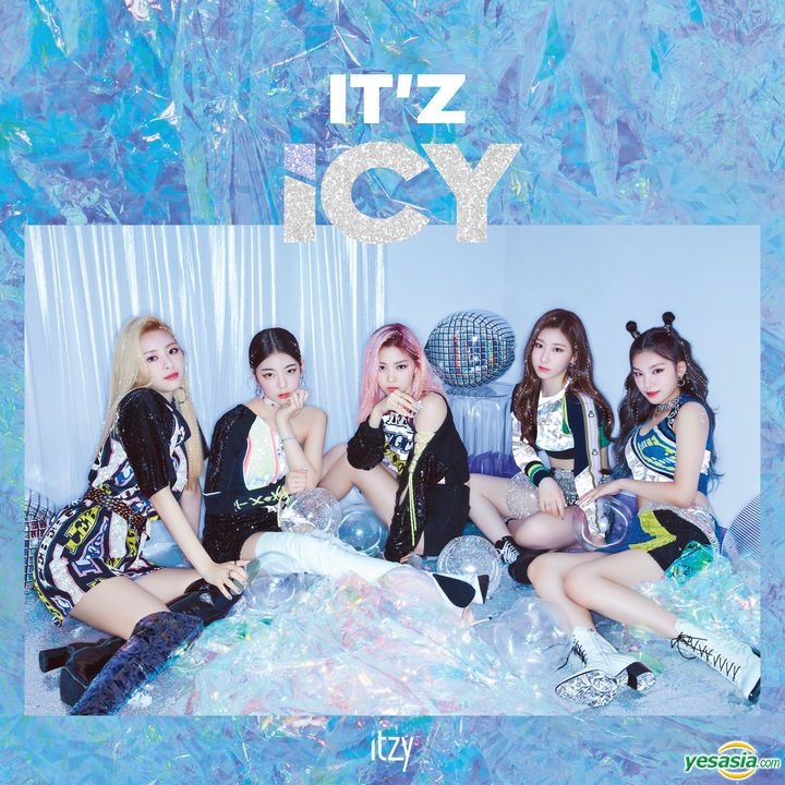 YESASIA: ITZY - IT'z ICY (Random Version) + First Press Limited