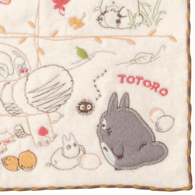 YESASIA: My Neighbor Totoro Hand Towel (25×25cm) (Autumn) - Marushin ...