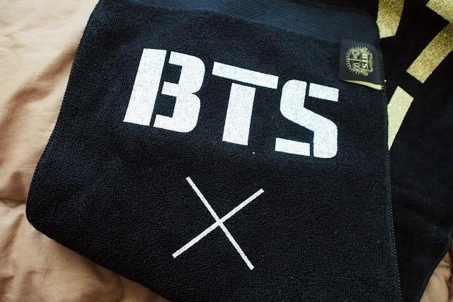 YESASIA: BTS Official Goods - Slogan Towel PHOTO/POSTER