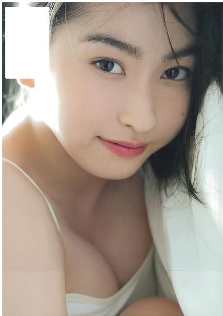 YESASIA : Uemura Akari Photo Album 