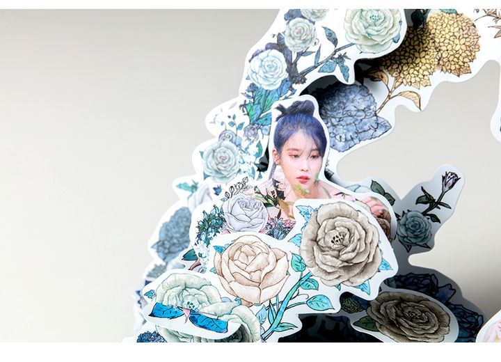 YESASIA: Image Gallery - IU - [2019 Love, poem] POP-UP BOOK