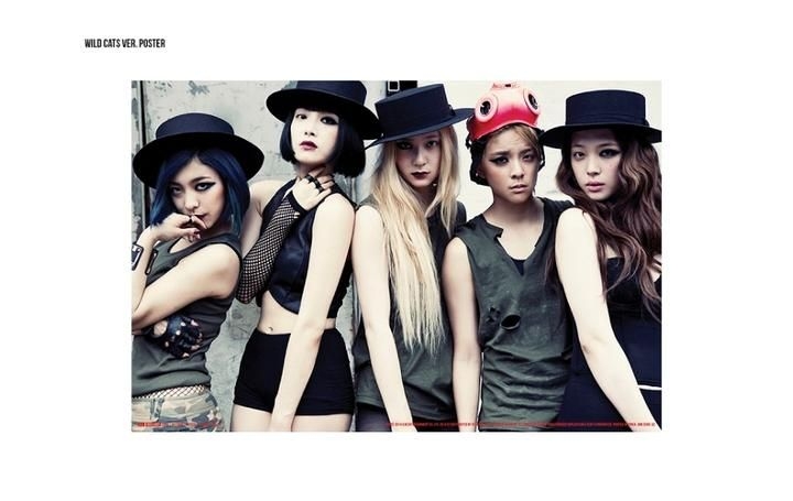 YESASIA: f(x) 3集- Red Light (Type Sleepy Cats + Wild Cats