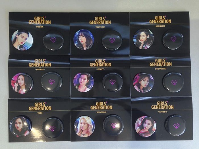 YESASIA SMTOWN Popup Store Girls' Generation Mr. Mr. Button Set (Seo Hyun) 精品,Celebrity