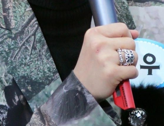 G dragon discount chrome hearts rings